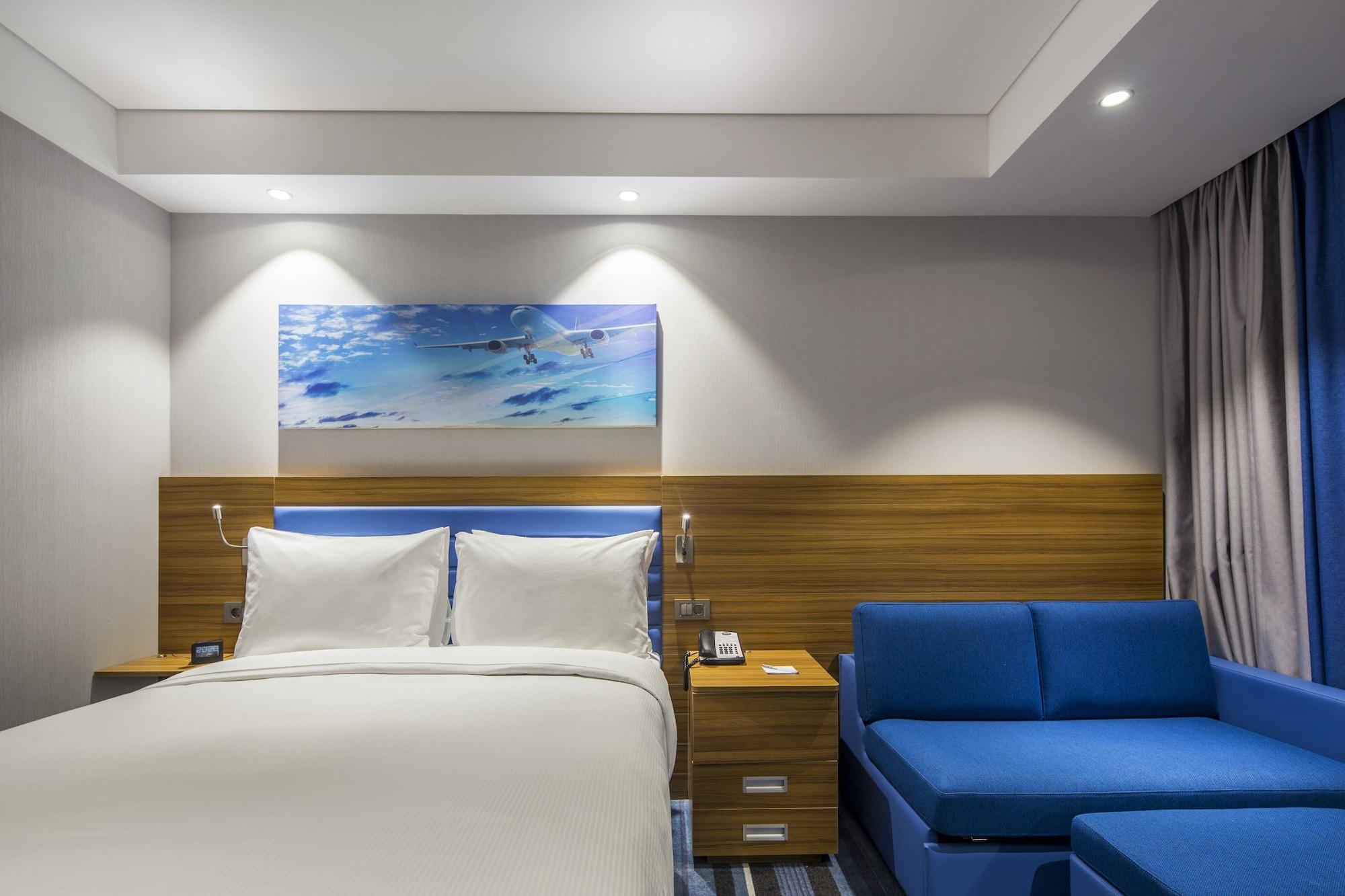 Hampton By Hilton Kurtkoy 4*
