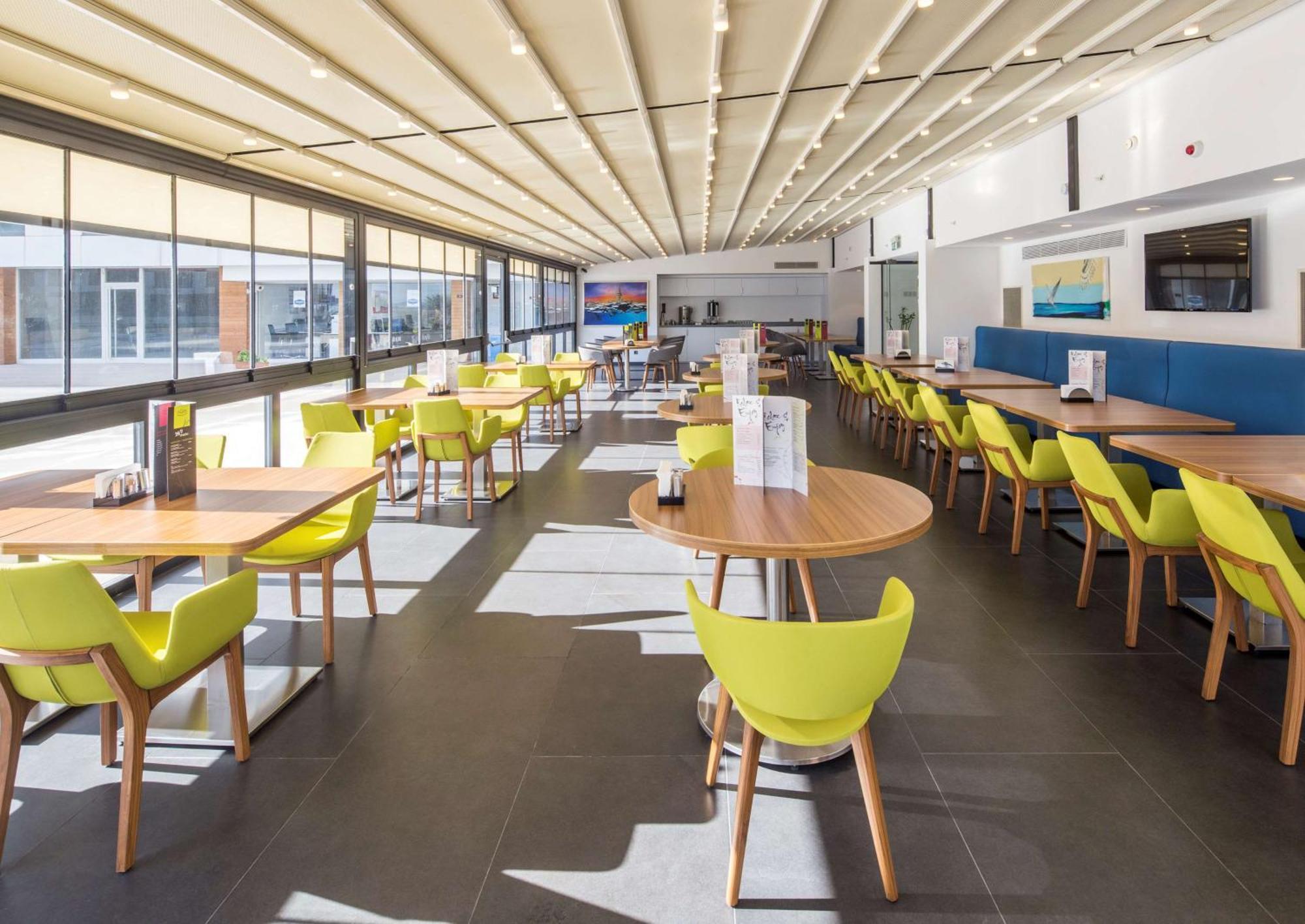 Hampton By Hilton Kurtkoy