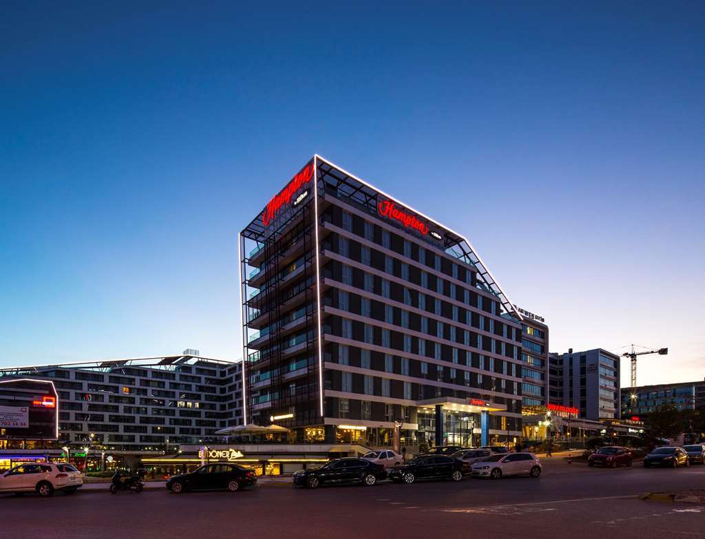 Hampton By Hilton Kurtkoy Hotel